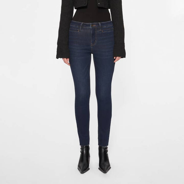 Bayeas Midrise Skinny Jeans with a Raw Hem